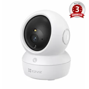 Balta su juodais akcentais EZVIZ vidaus valdoma kamera, matomas apžvalgos objektyvas ir "3 Metai Garantija" emblema.
